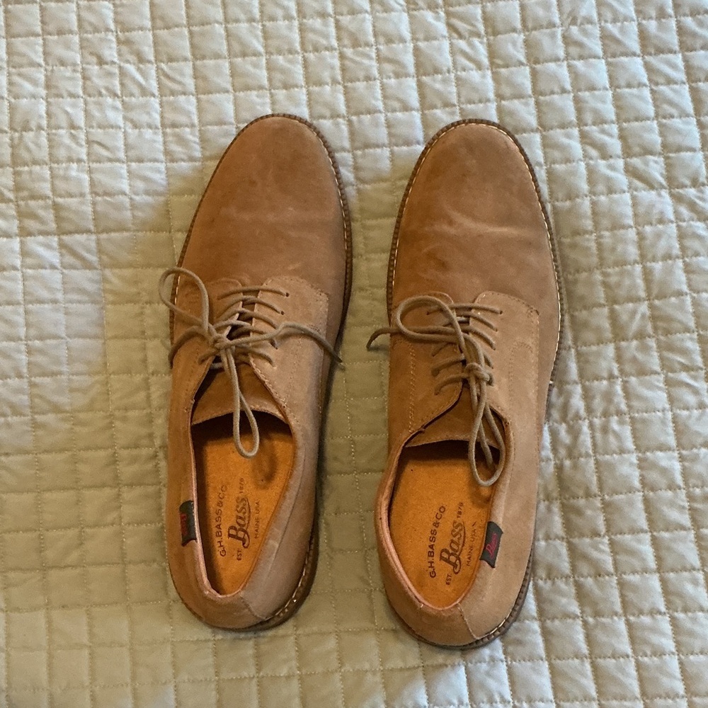 G.H. Bass & Co. Tan Suede Buck Derbys